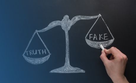 Co opravdu funguje proti dezinformacím? Výzkum překvapil i samotné autory